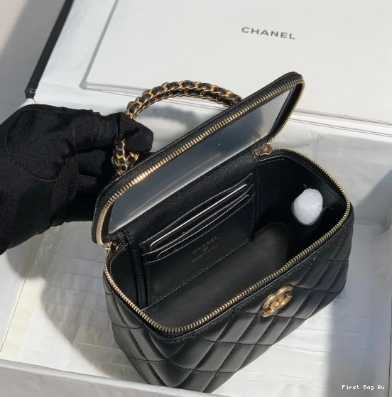 Firstbag Ru SMALL CHANEL WITH CHAIN-16x9.5x8cm CHANELASSIC VANITY 0814